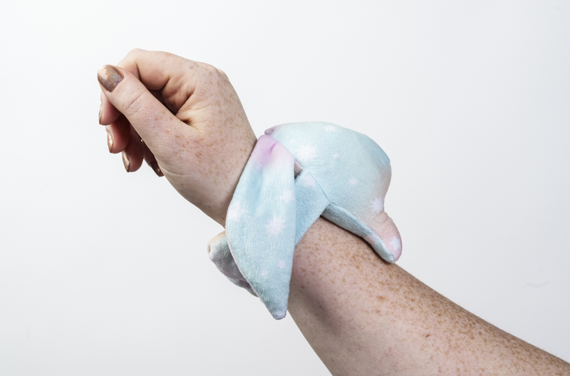 Aura - Mini Wrist Hugger